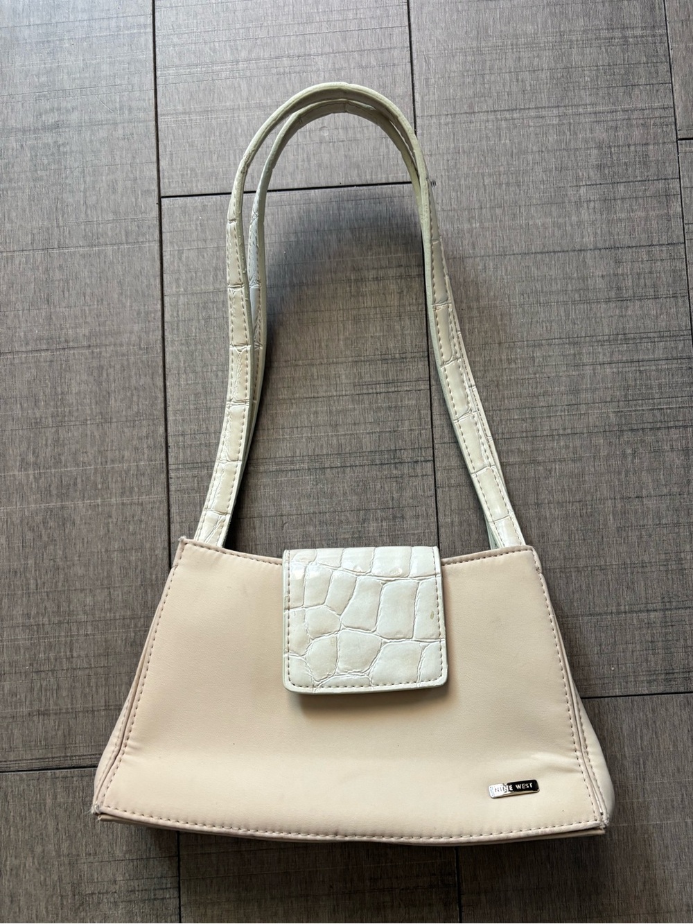 4 for $30- Vintage Nine West Cream & White Micro Croc-Accent Shoulder Bag